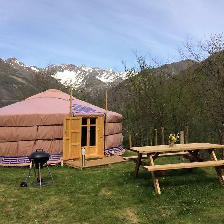 Yourtes Mongoles Gavarnie ジェードル エクステリア 写真