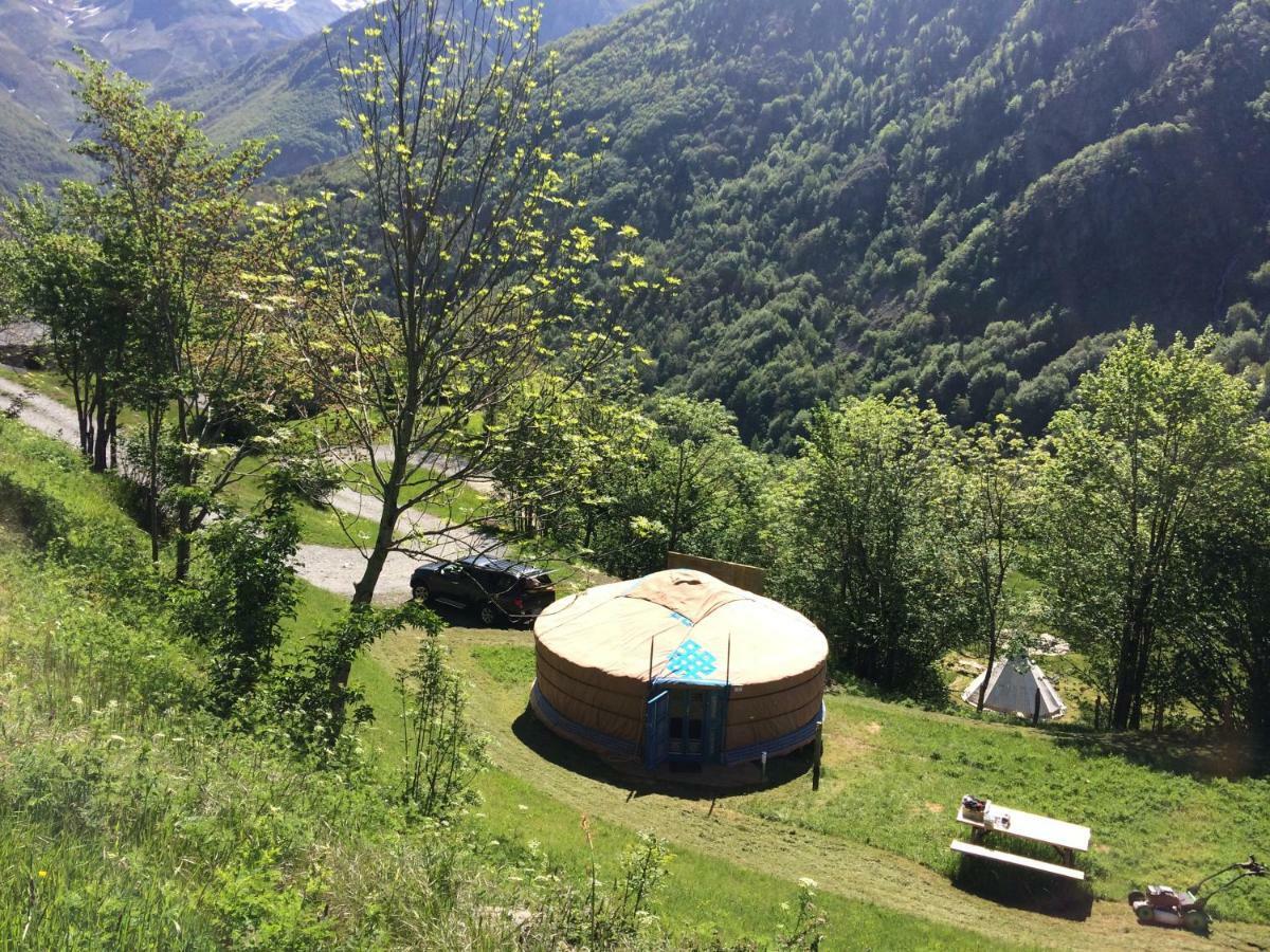 Yourtes Mongoles Gavarnie ジェードル エクステリア 写真