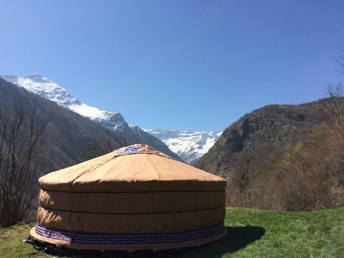 Yourtes Mongoles Gavarnie ジェードル エクステリア 写真